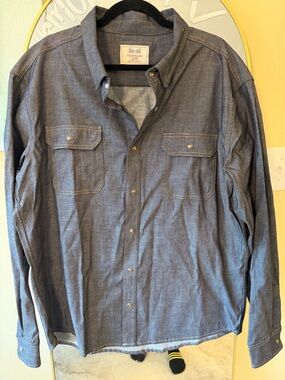 Wilson Lane Denim Button-Up Shirt - Blue